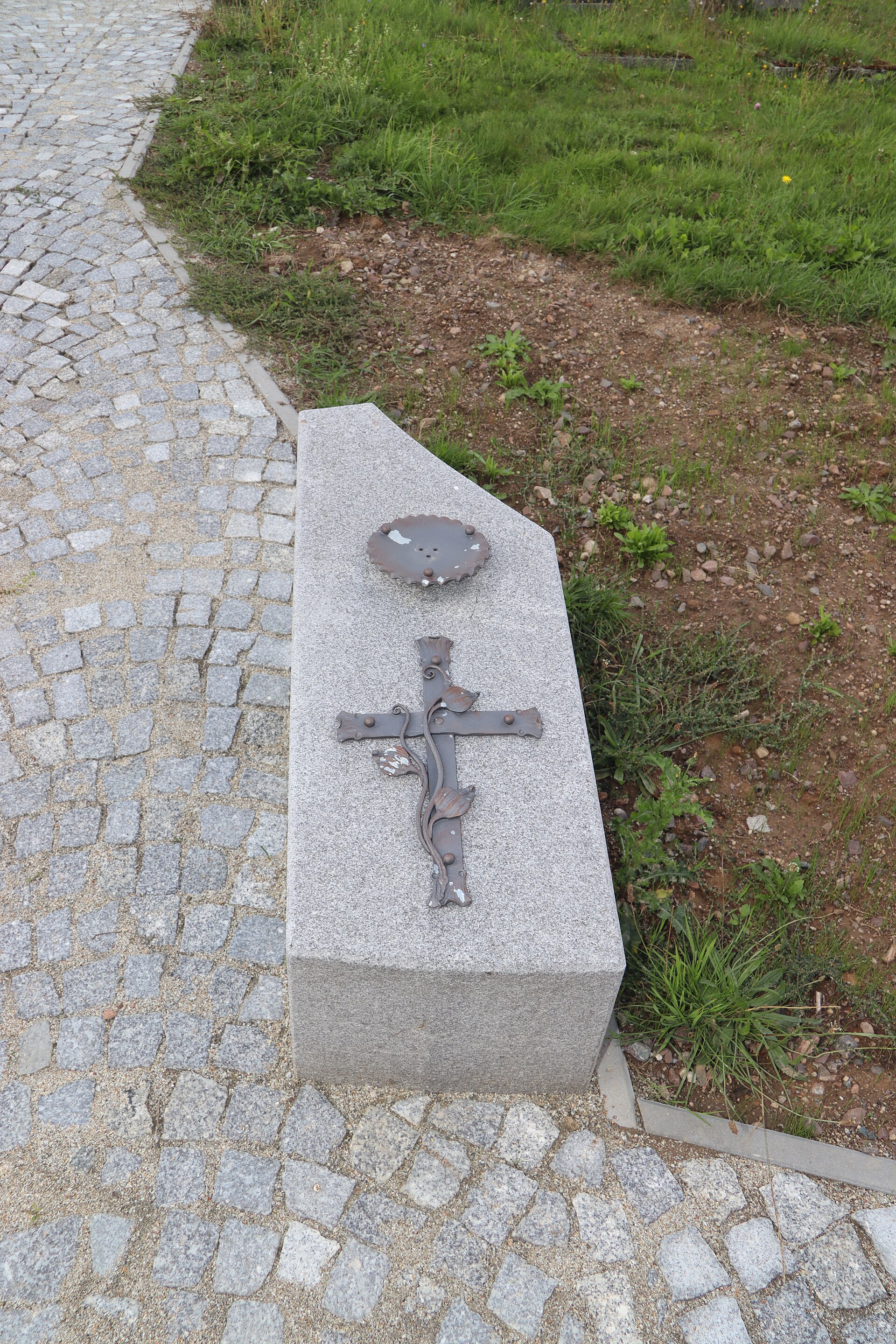 Overview of right stone with cross at cemetery in Královec, Trutnov District