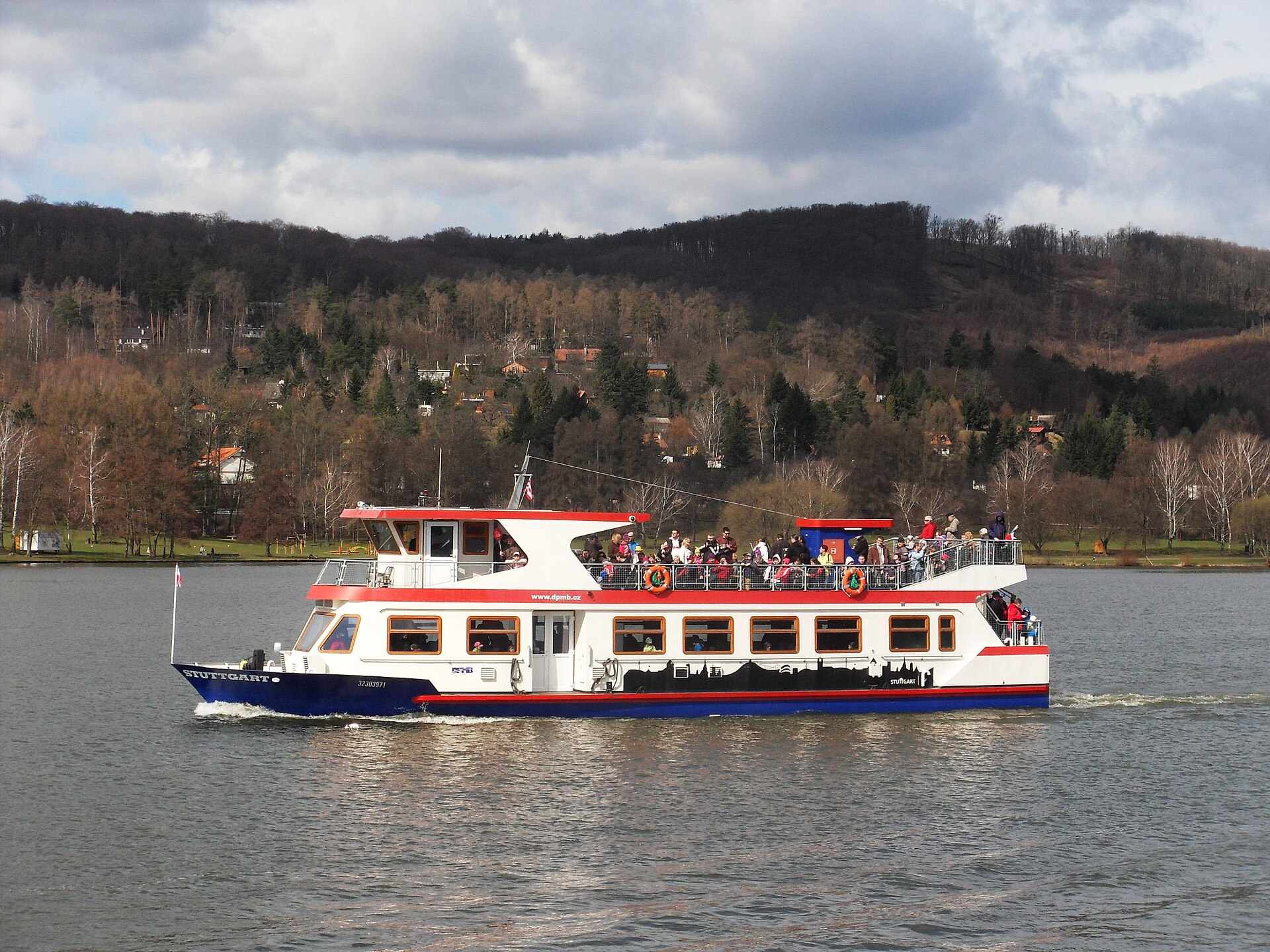 Brno, přehrada, loď Stuttgart (02)