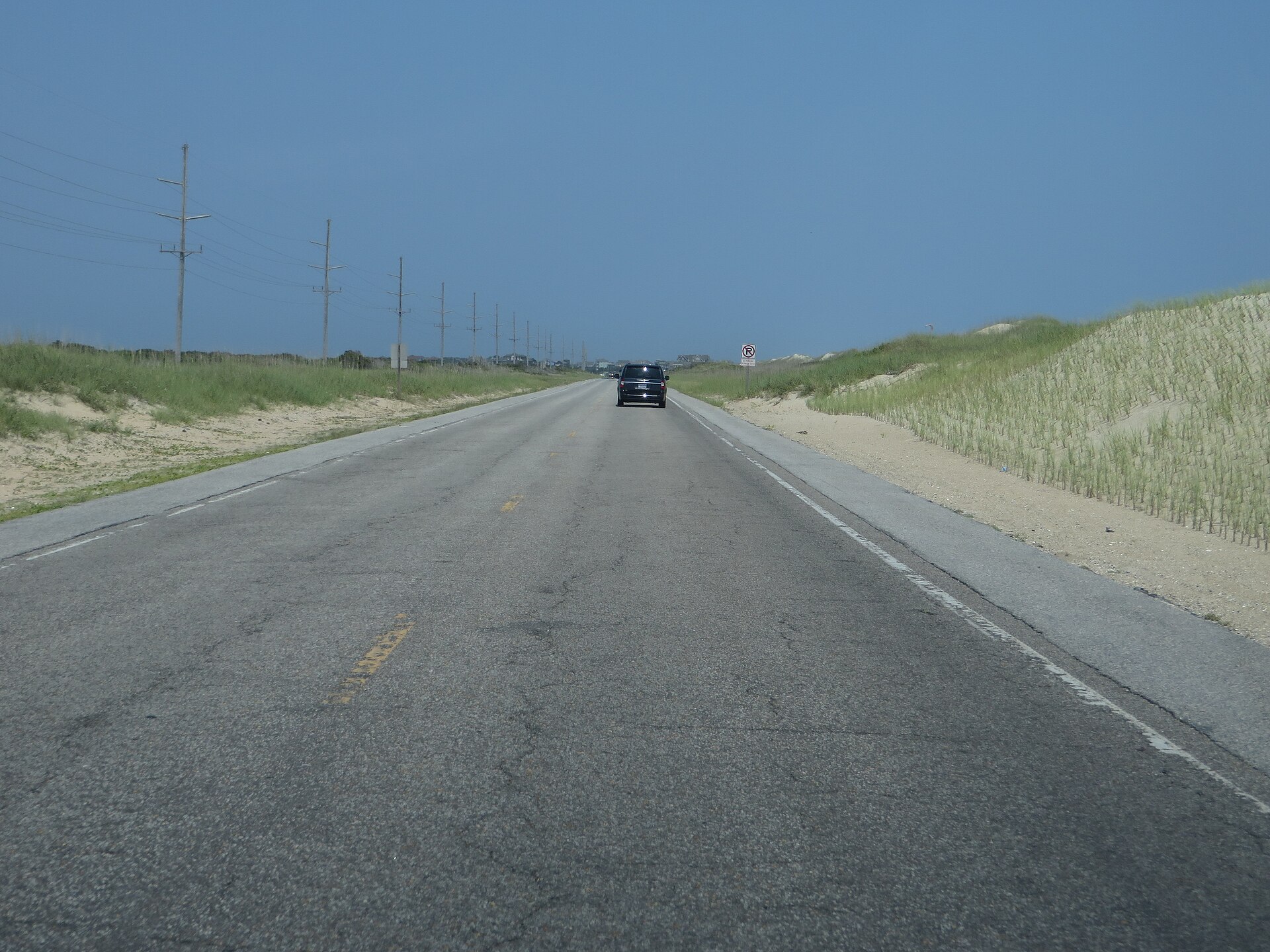 Cape Hatteras National Seashore, North Carolina Highway 12, Outer Banks Between Hatteras and Frisco, North Carolina (14431752796)