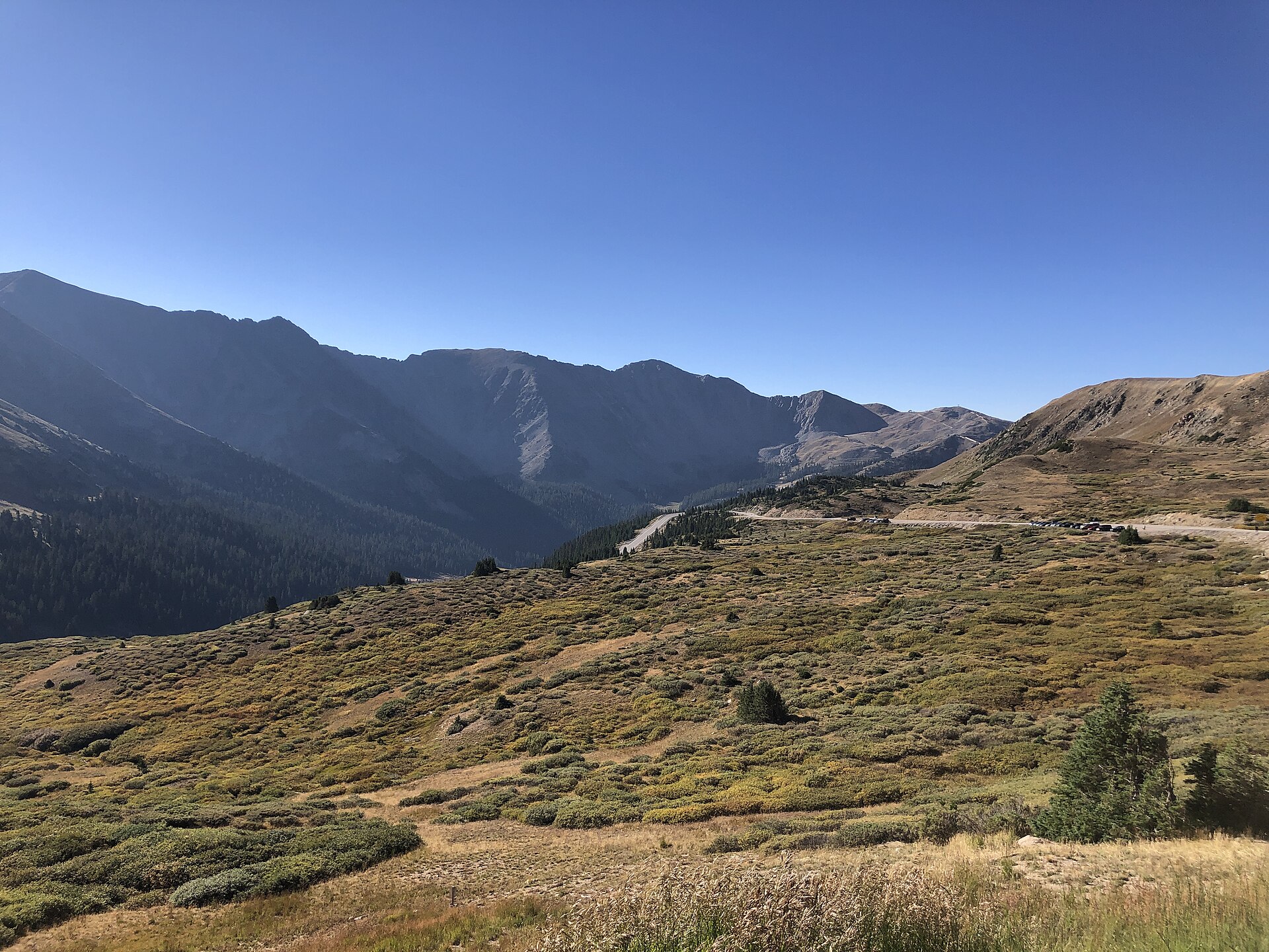 2022-09-11 09 02 26 View westward down U.S. Route 6 from just below Loveland Pass in Summit County, Colorado