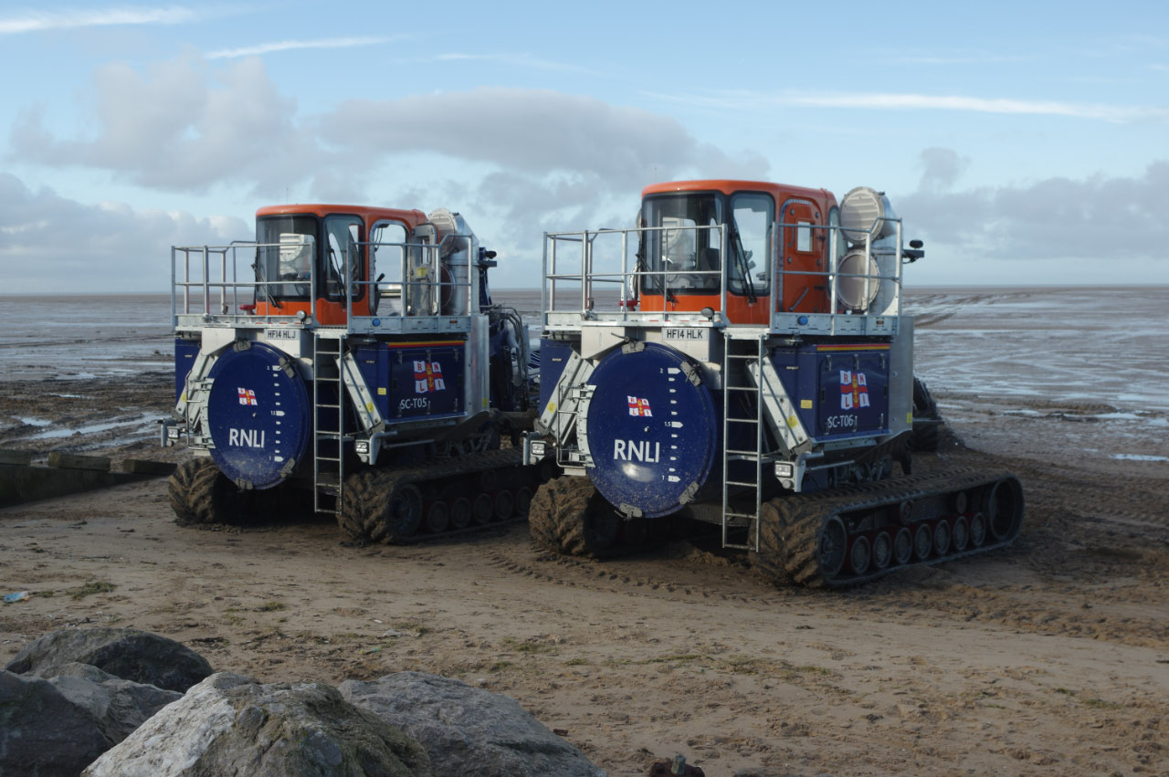 RNLI launch and recovery tractors - Hoylake - geograph.org.uk - 4270700