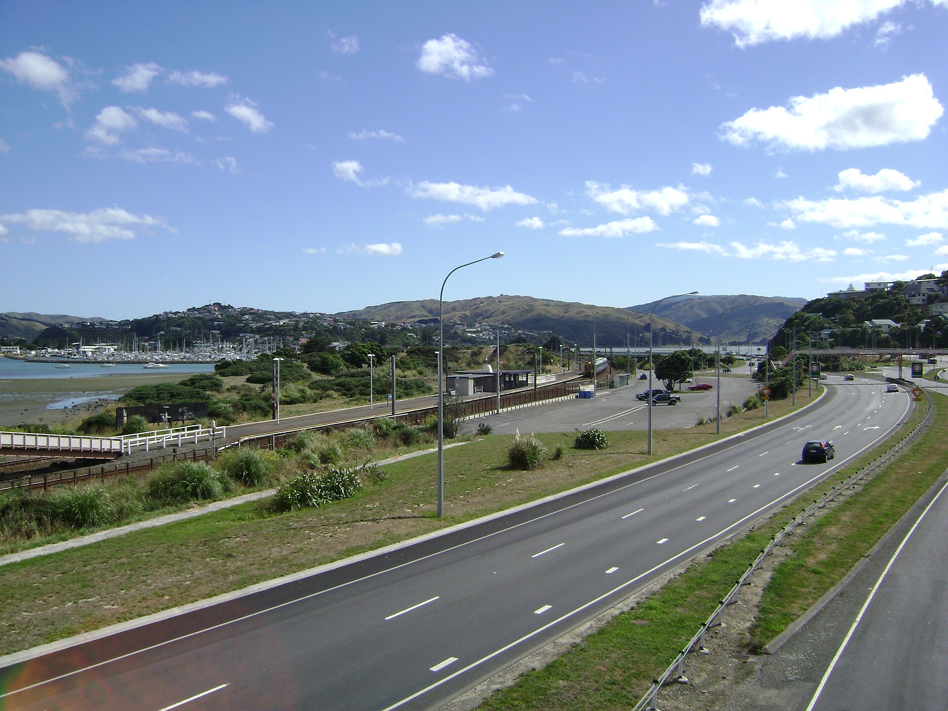 Paremata station overview