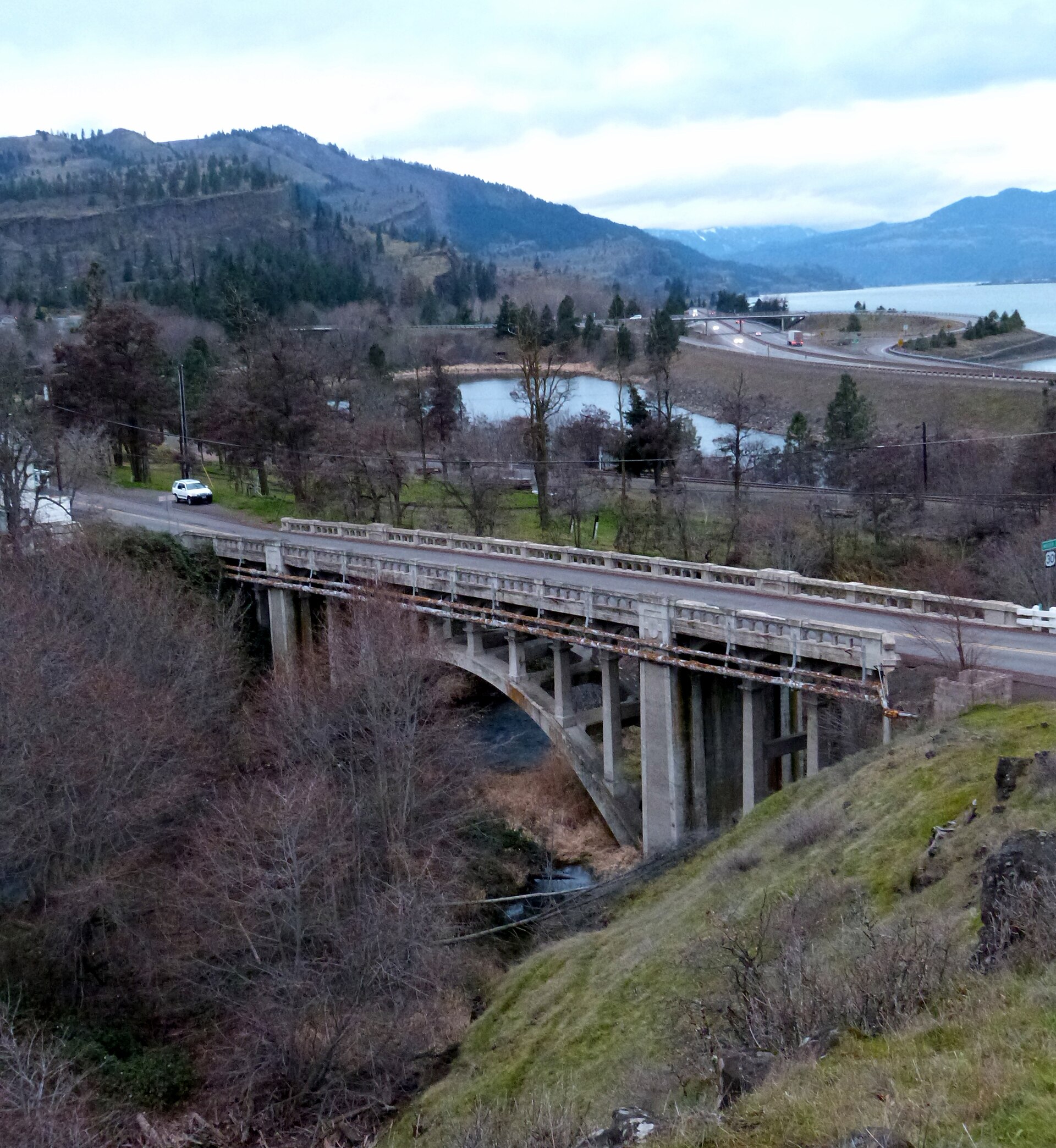 CRH Mosier Creek Bridge 2 - Oregon